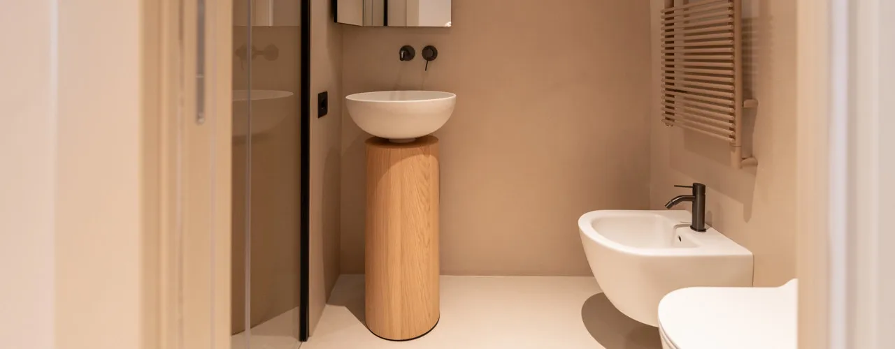 لابی برج اداری با محوریت هنرهای تجسمی